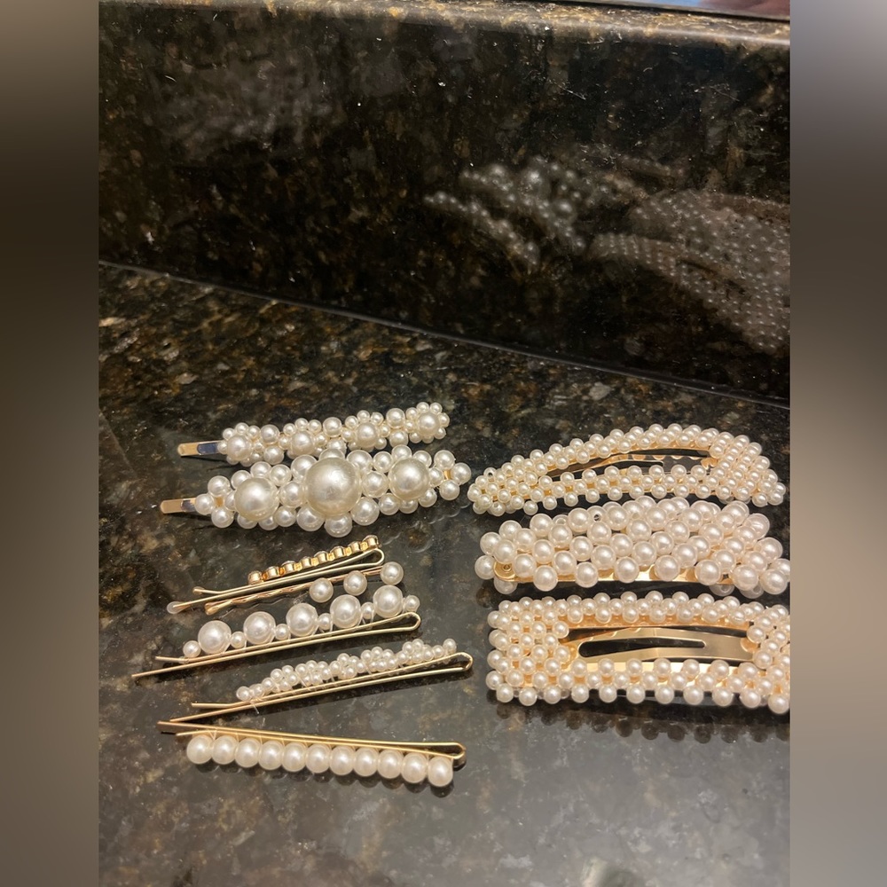 Bridal Pearl hair clip set